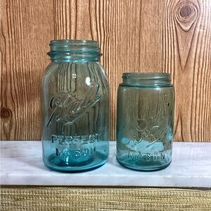 Antique 1900-1923 Ball Perfect Mason Quart Aqua Glass & 1 Pint